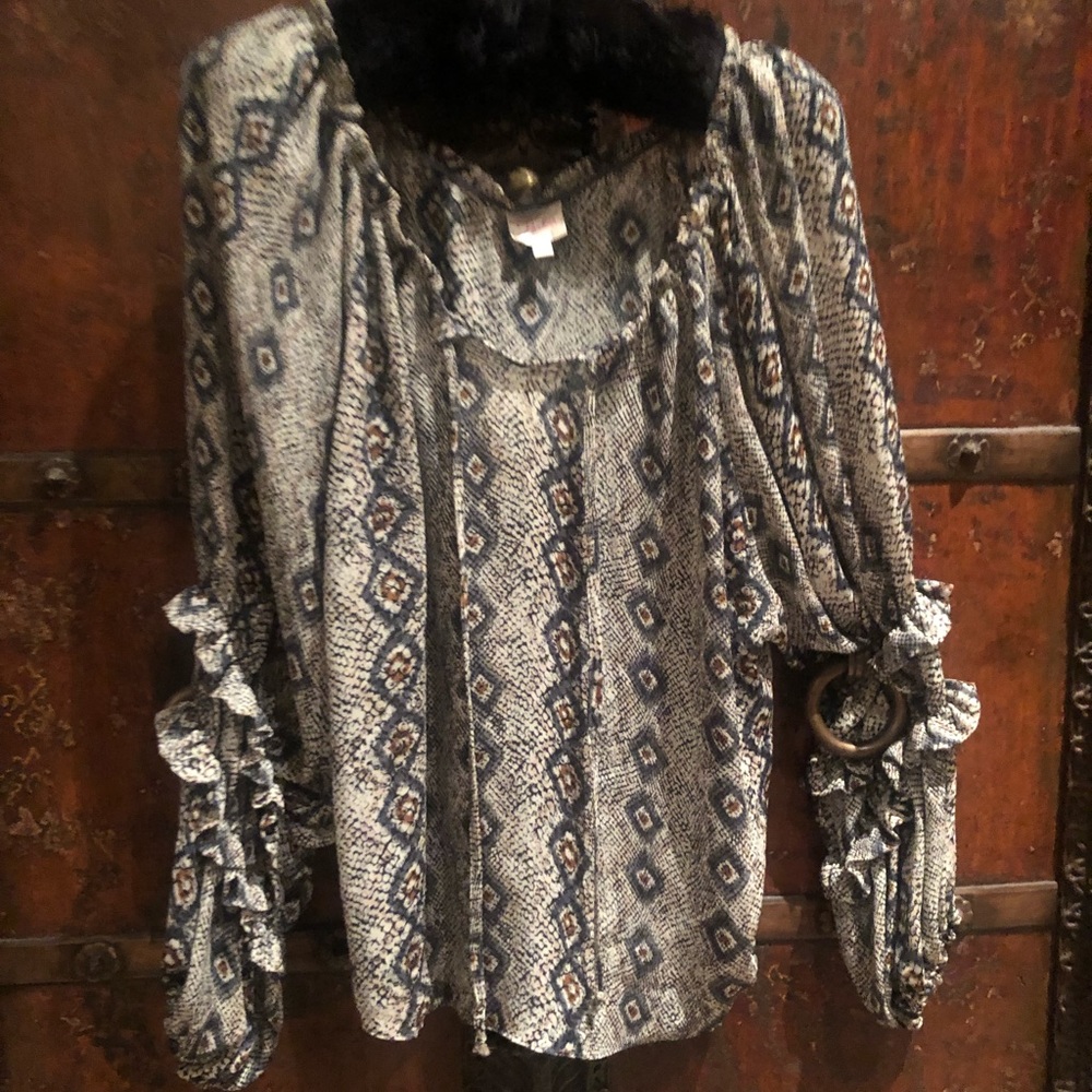 Beautiful Parker Blouse